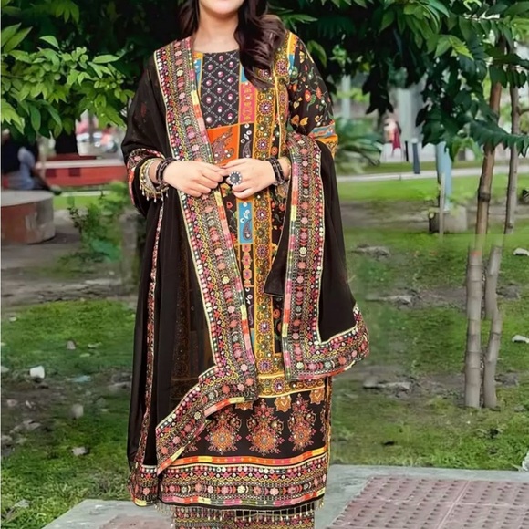 Other - Black n multicolor Muslin mirror work salwar suit